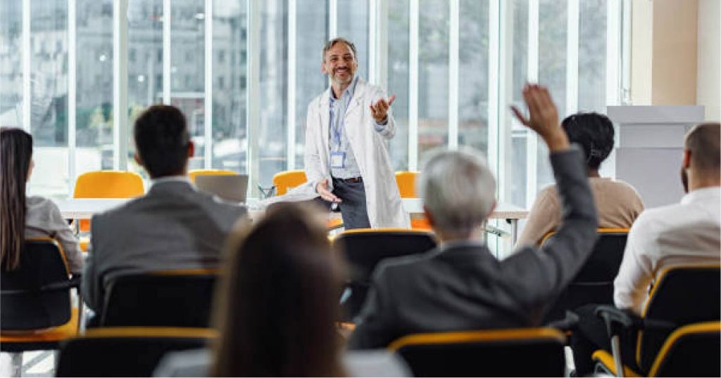 Debates teóricos internacionales entre líderes mundiales de la urología láser